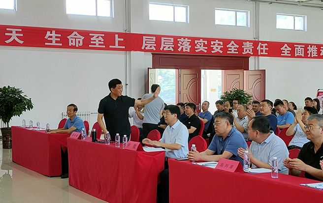 領導1.jpg