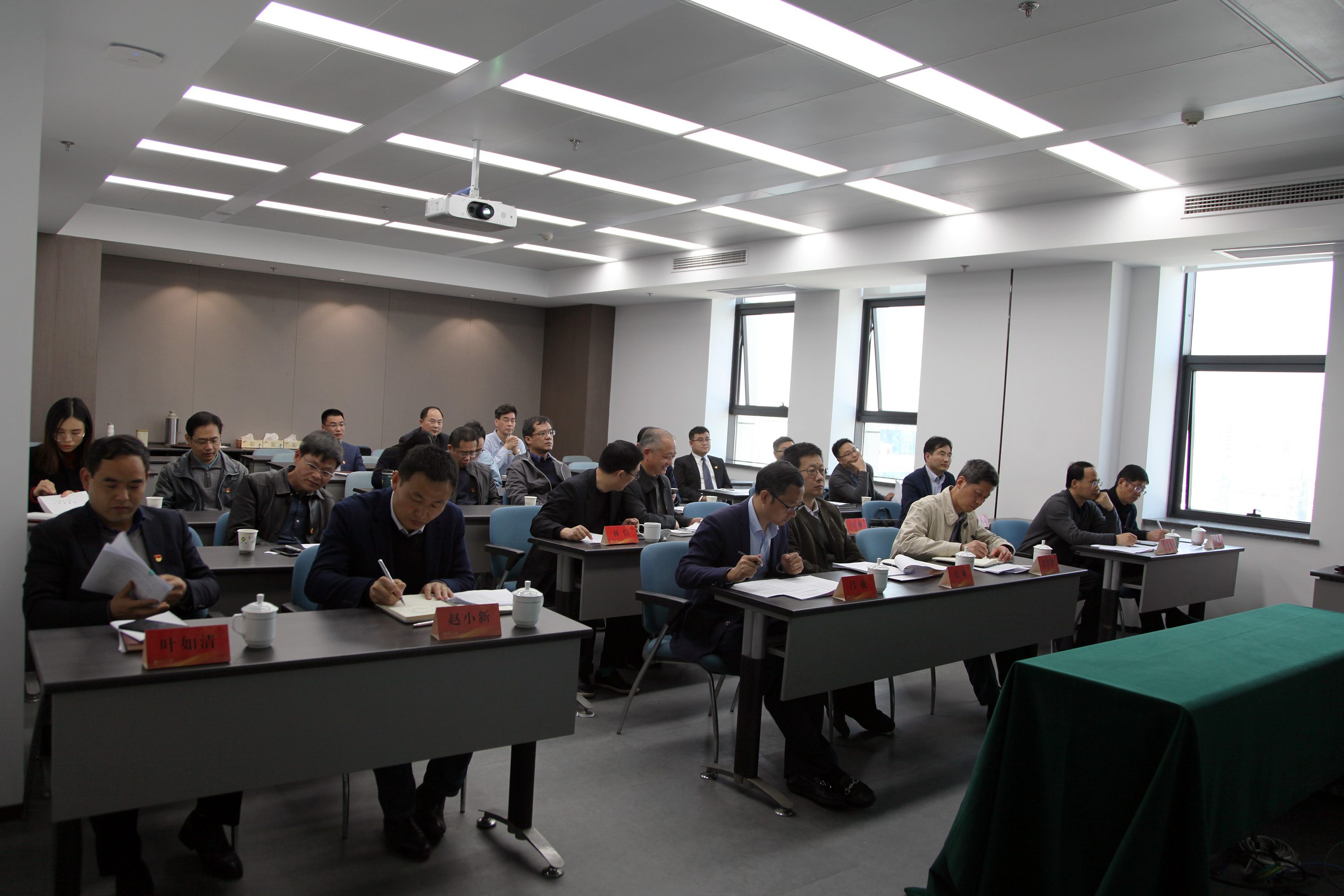 集團(tuán)公司召開基層黨支部星級(jí)評(píng)比現(xiàn)場展示會(huì)